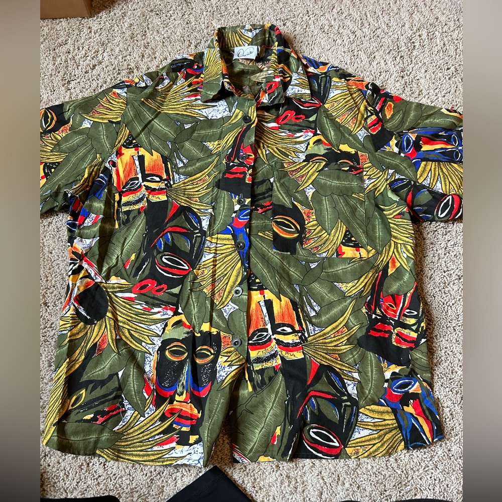 Vintage Orvieto all over print button down *measurements in description*